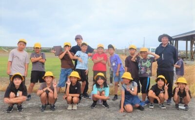 両開小学校4年生のみなさんが「ひまわり園」の種まきに参加！